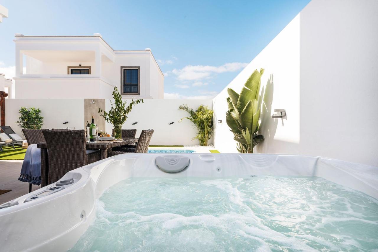 Villa Palmera Jacuzzi Yaiza  Luaran gambar