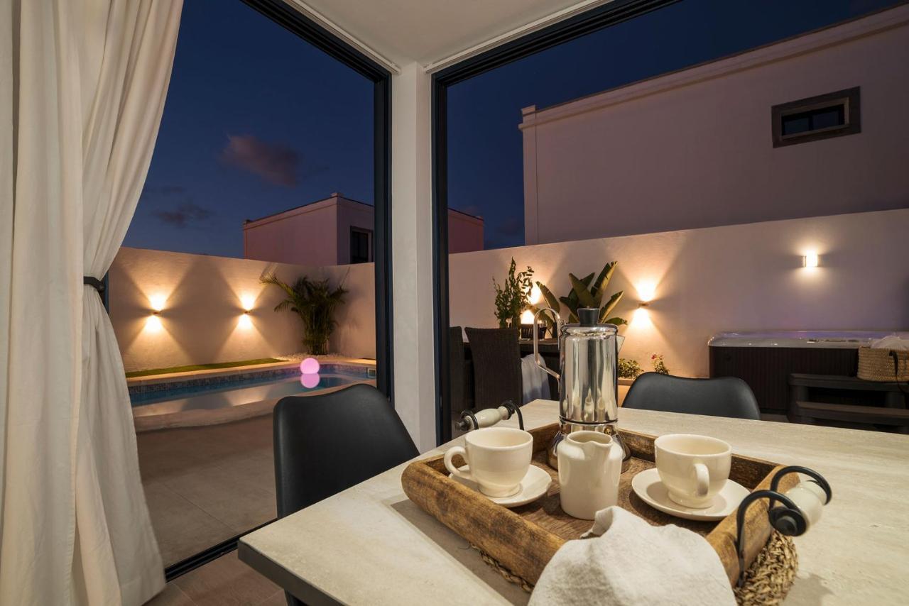 Villa Palmera Jacuzzi Yaiza  Luaran gambar